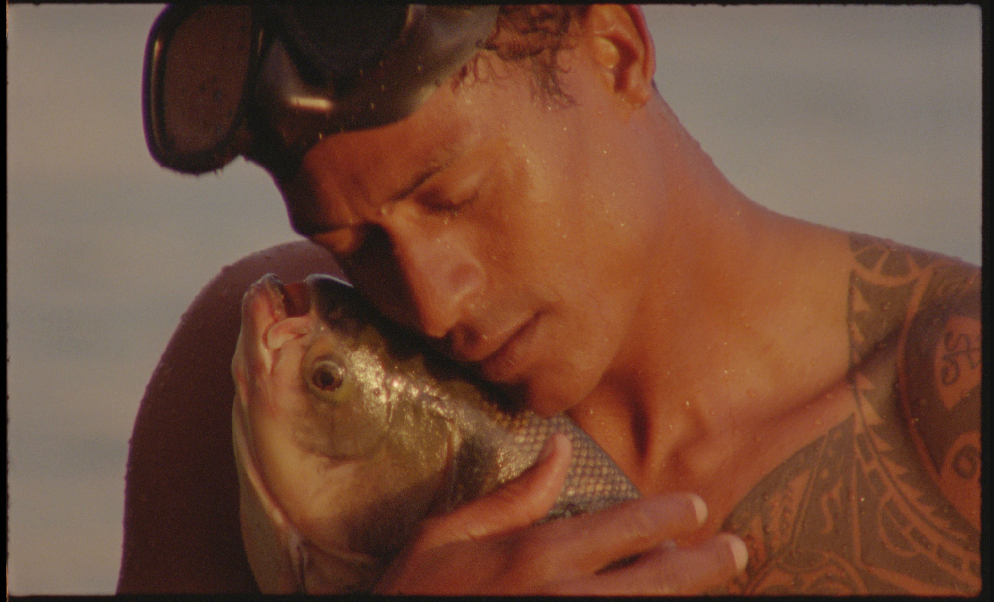 momenta-biennale-jonathas-de-andrade-o-peixe