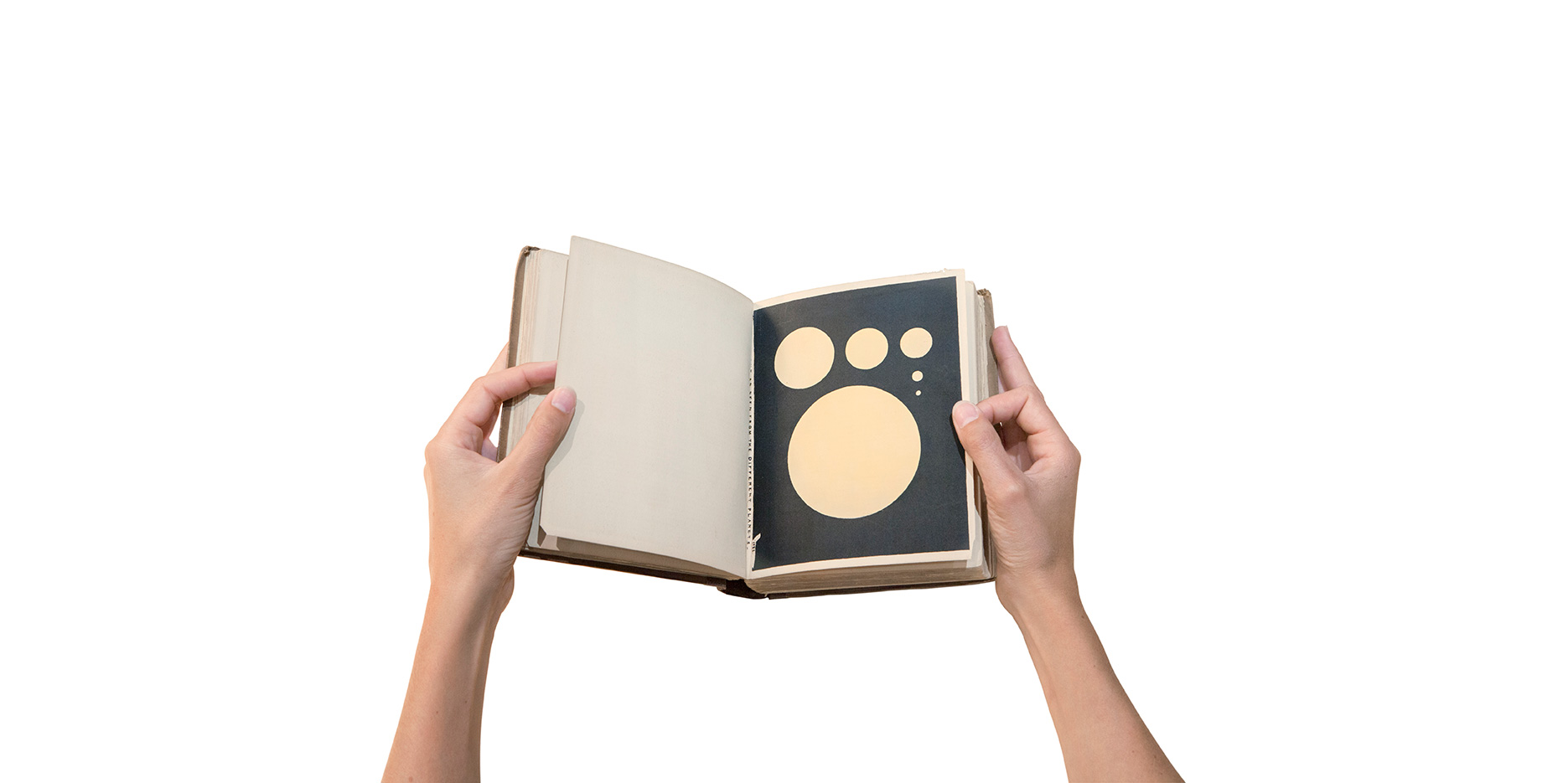 momenta-biennale-marina-gadonneix-sun-as-seen-from-different-planets