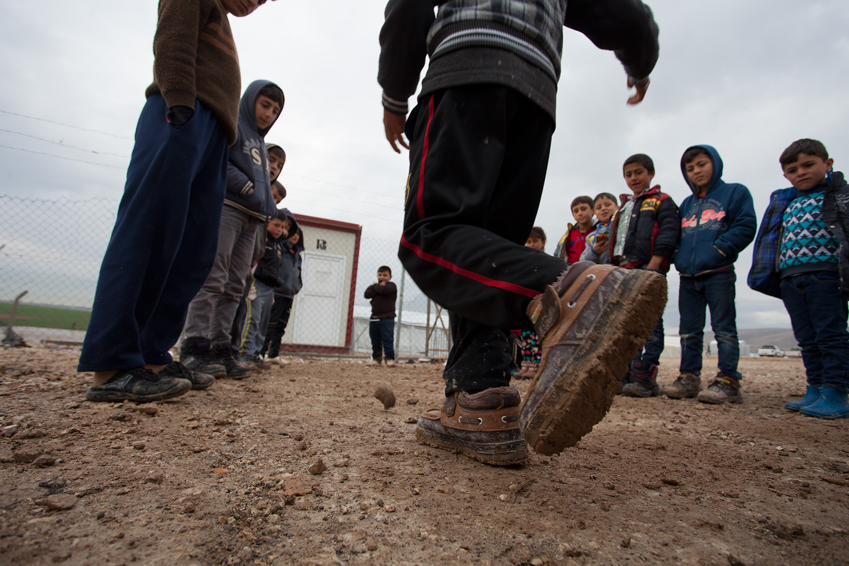 momenta-biennale-francis-alys-childrens-games-hopscotch