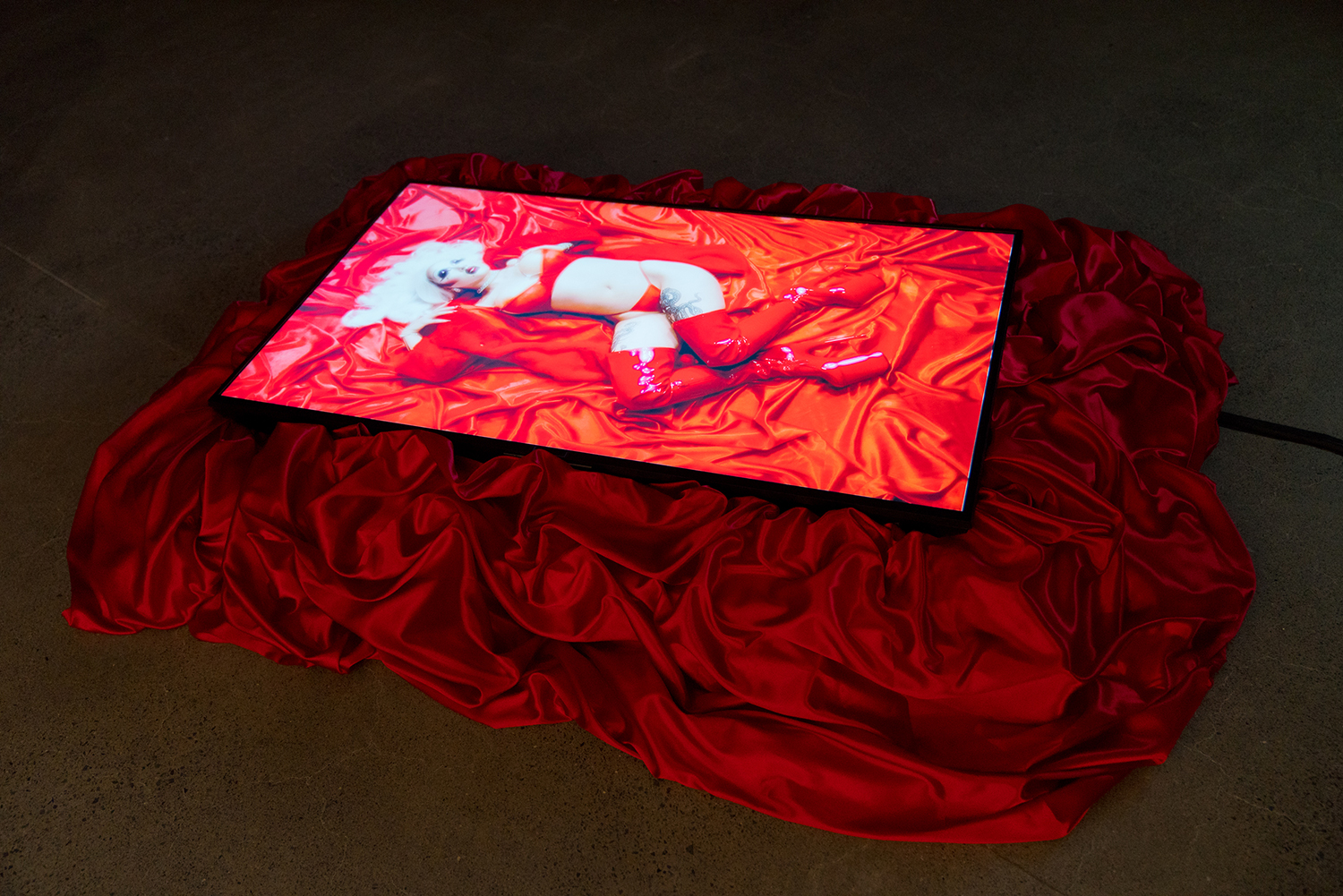 momenta-biennale-victoria-sin-narrative-reflections-on-looking2