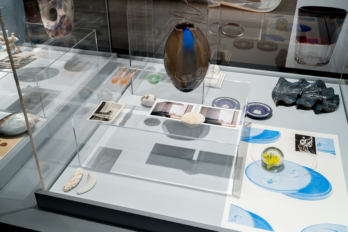 momenta-biennale-celia-perrin-sidarous-archiviste3