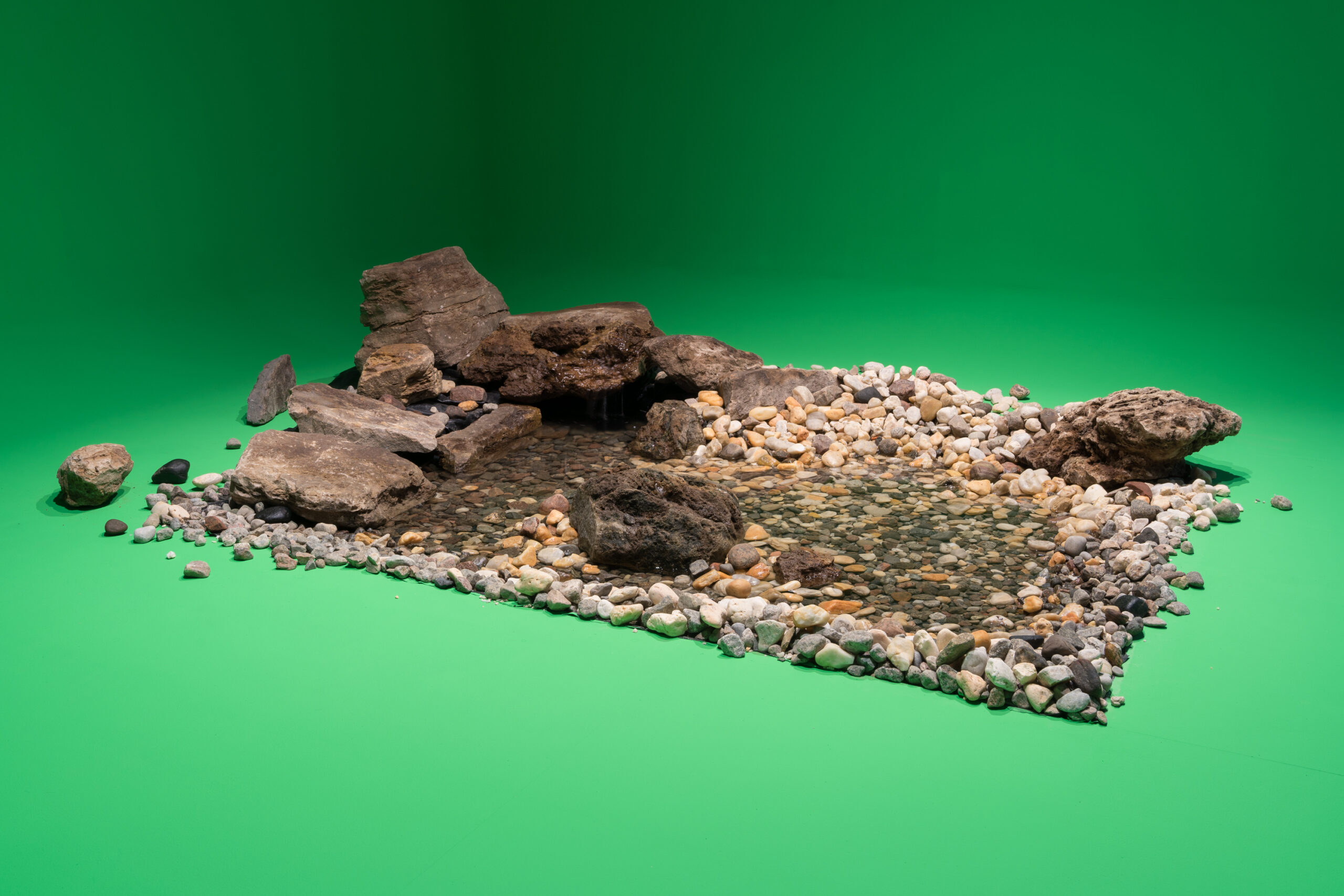 momenta-biennale-abbas-akhavan-spill