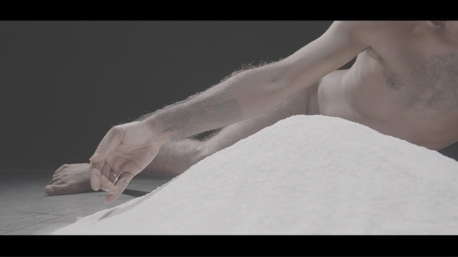 momenta-biennale-kama-la-mackerel-your-body-is-the-ocean(2)