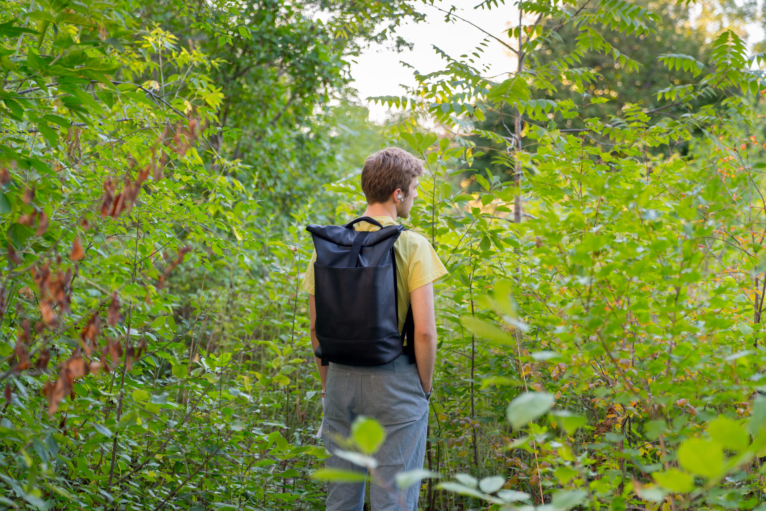 Queer Alchemy, creative and reflective workshop in collaboration with Jamie Ross, Aurora Prevelić, and Occurrence as part of MOMENTA 2021. Photo: Jean-Michael Seminaro(16 of 58)