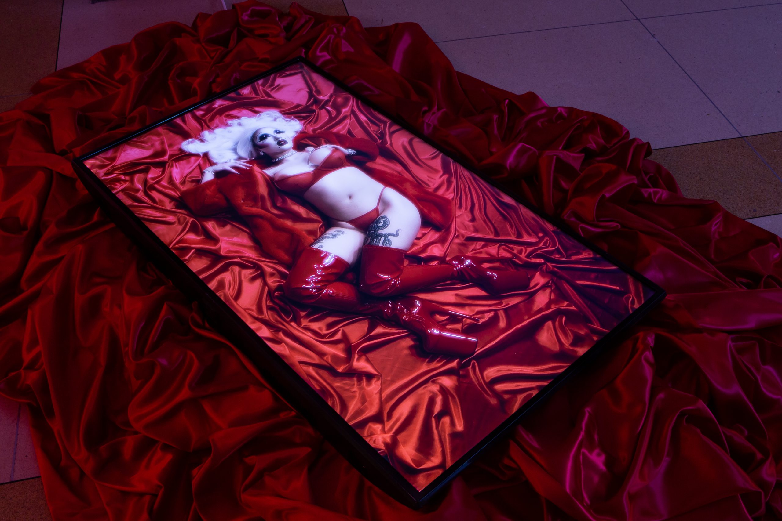 momenta-biennale-victoria-sin