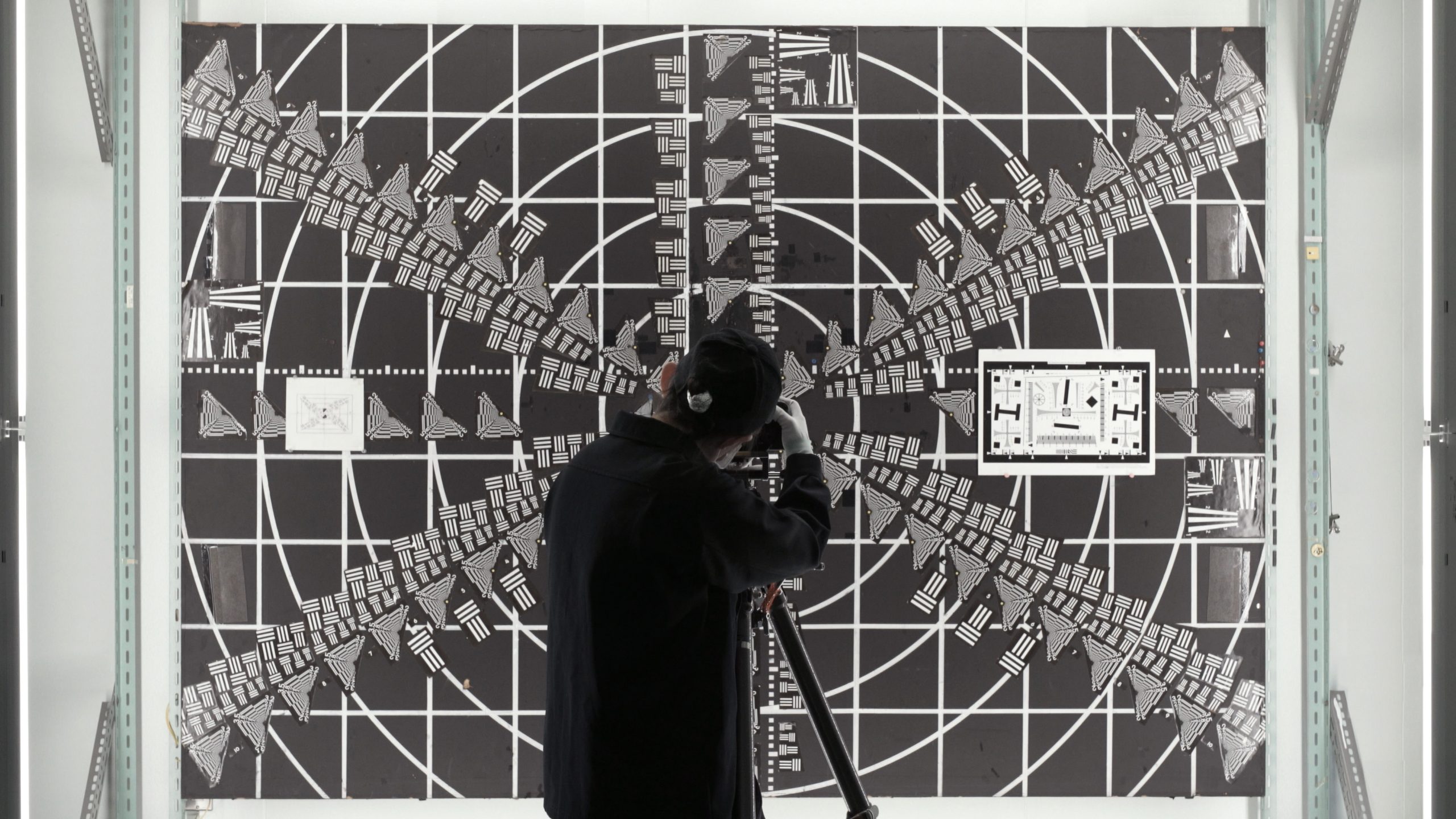 momenta-biennale-05-Carey-young