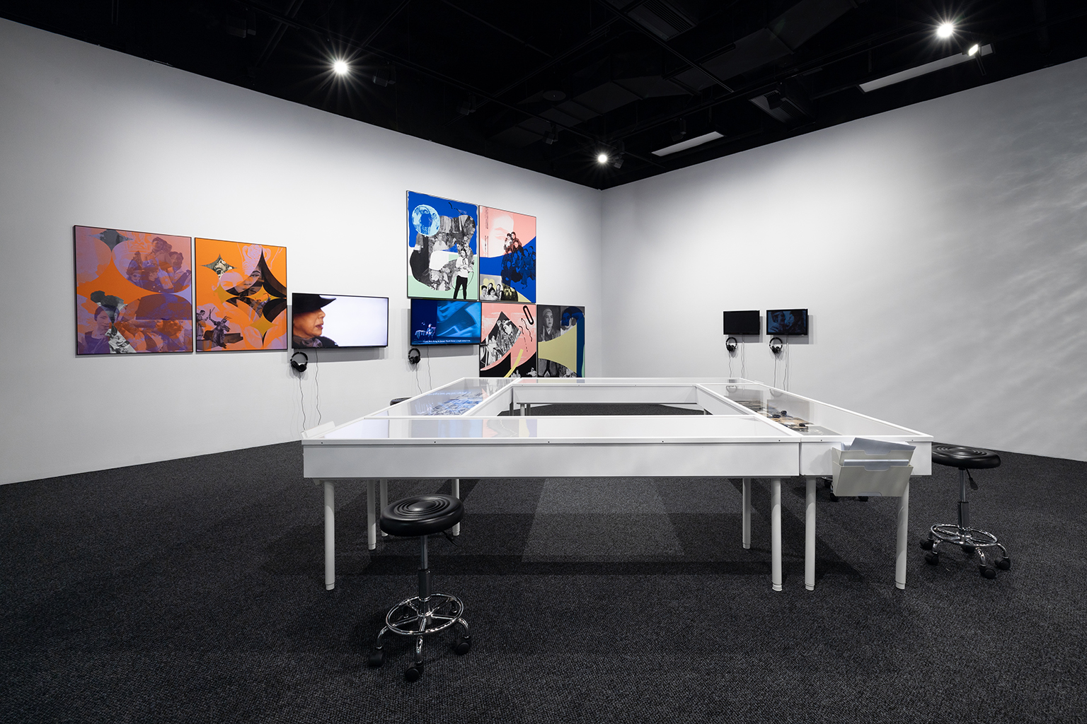 001-momenta-biennale-siren-eun-young-jung-galerie-leonard-bina-ellen