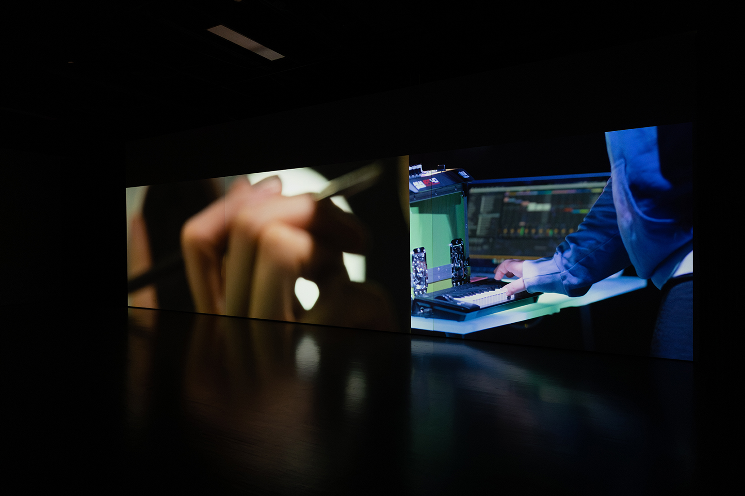 042-momenta-biennale-siren-eun-young-jung-galerie-leonard-bina-ellen