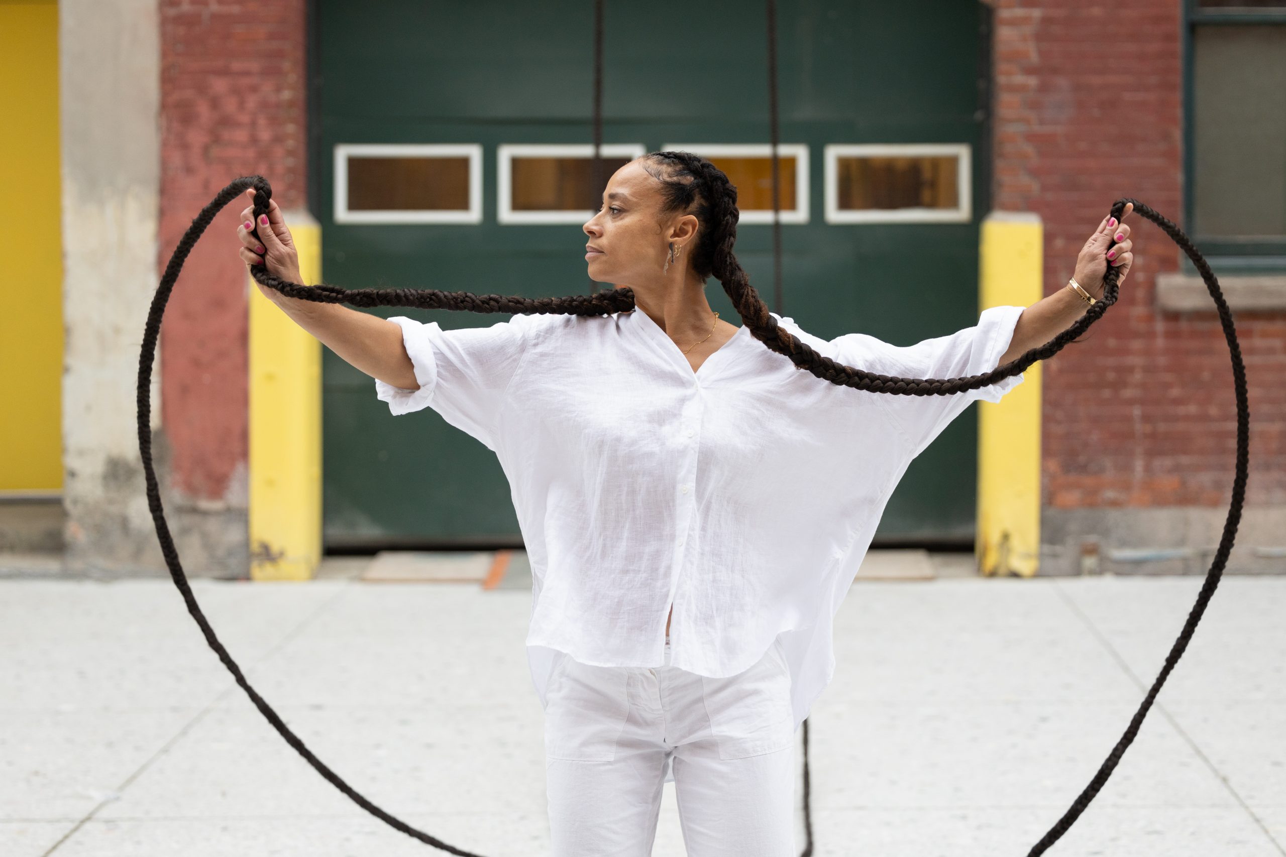 044-momenta-biennale-jeannette-ehlers-performance