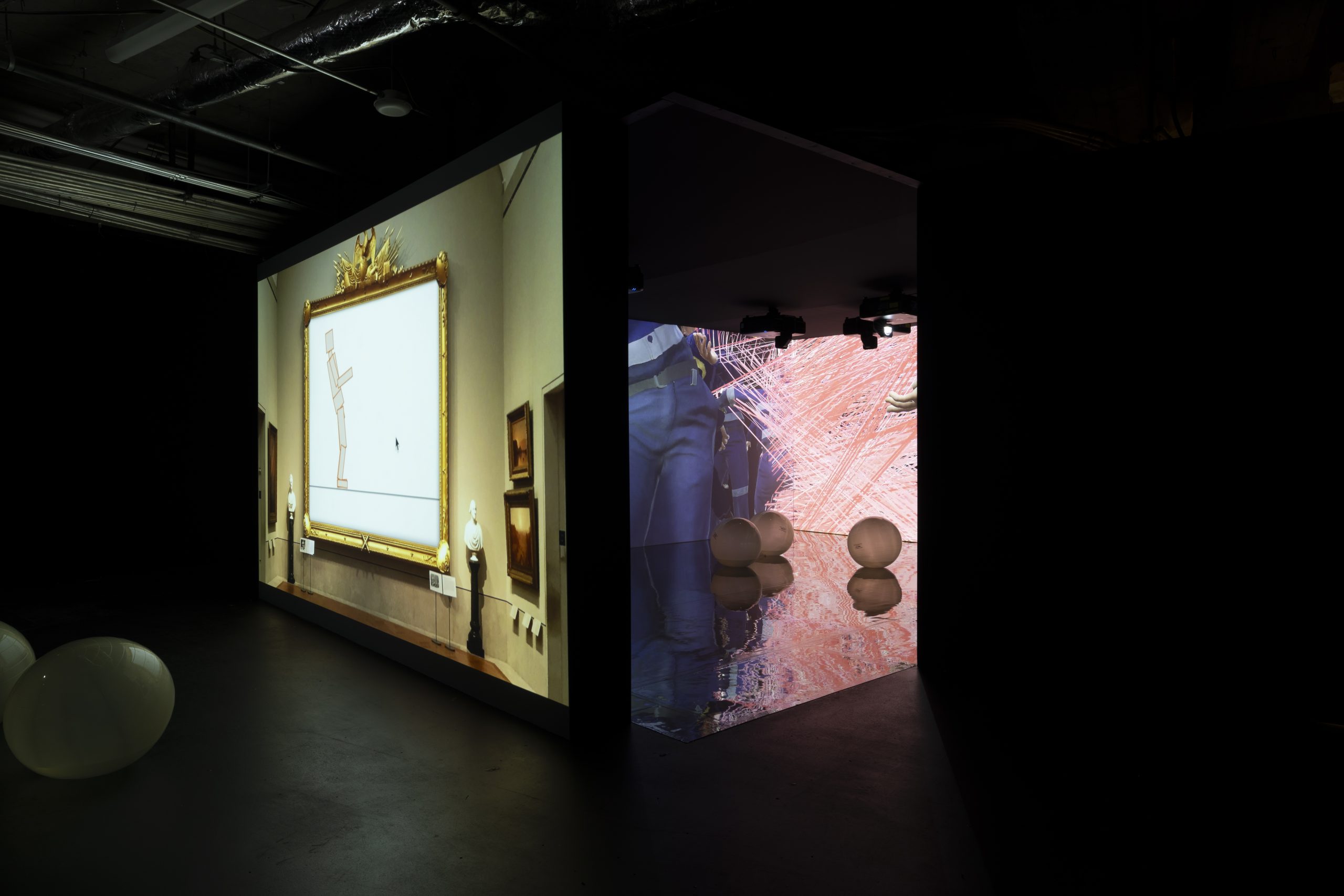 Copie de 020-momenta-biennale-hito-steyerl-mac