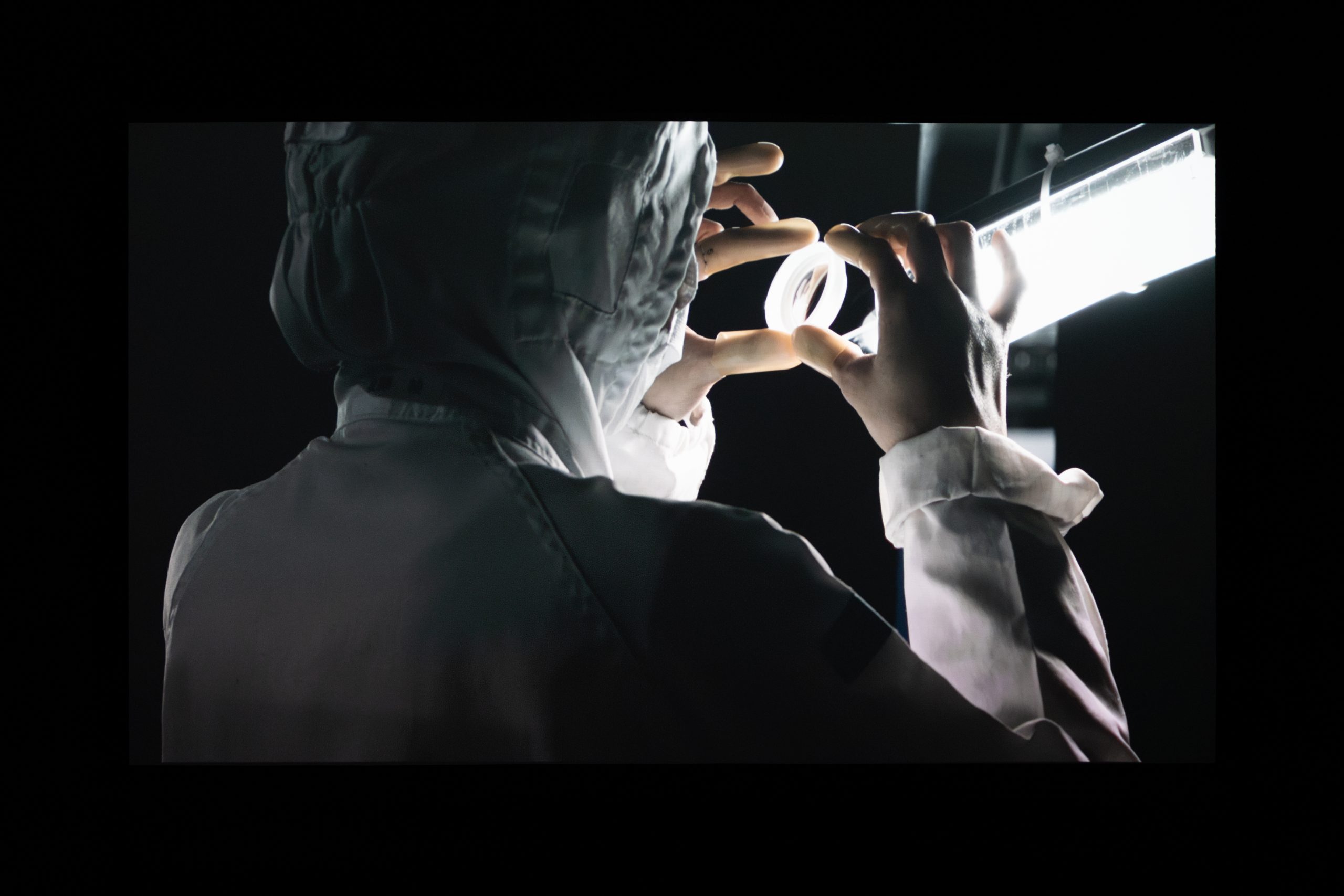 Copie de momenta-biennale-carey-young-dazibao-8