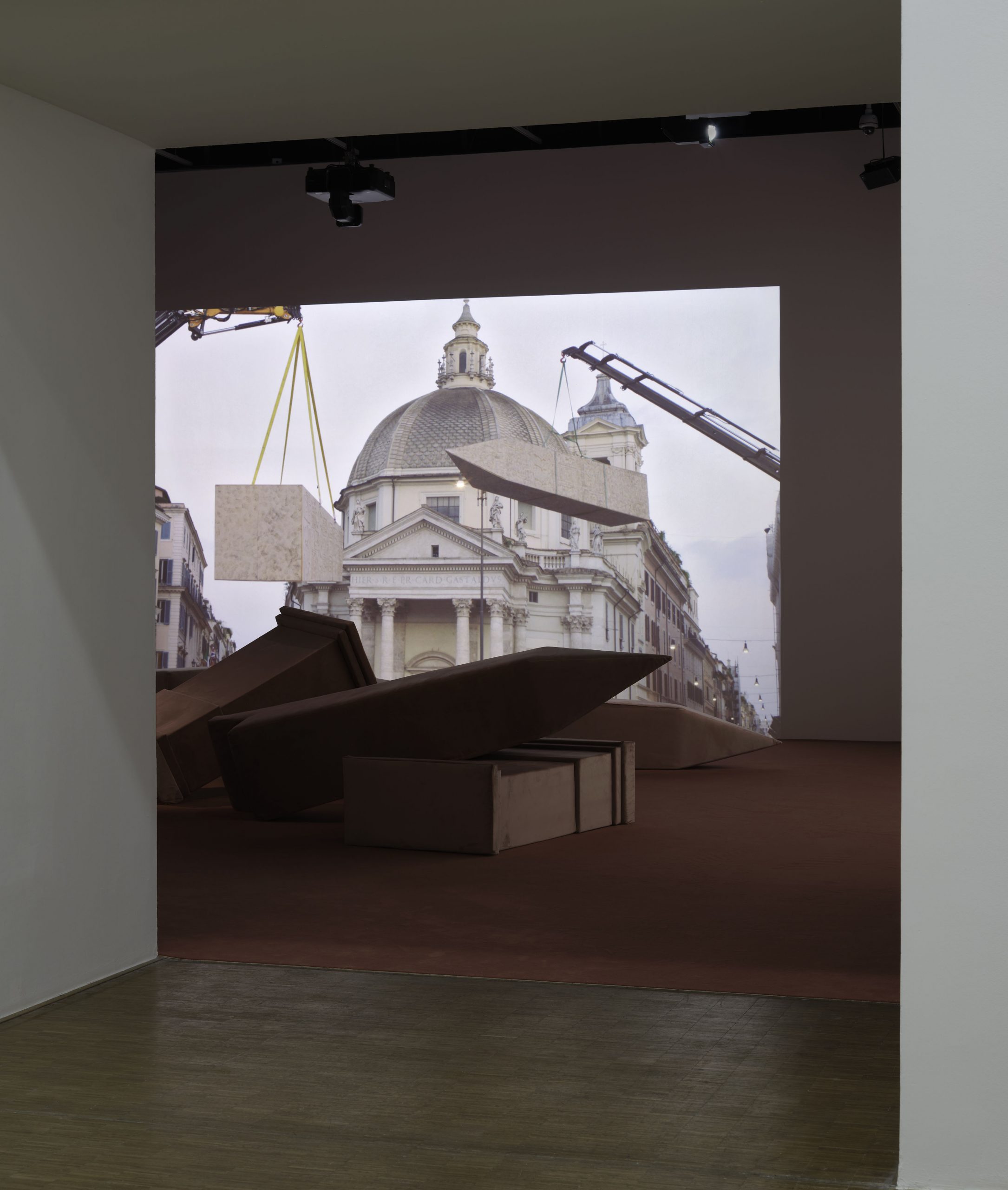 momenta-biennale-01-ivan-argote