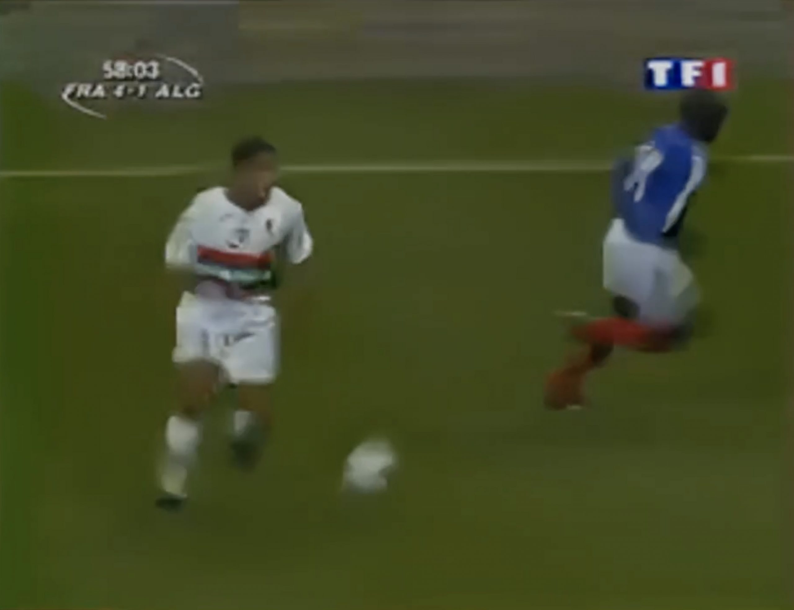 momenta-biennale-01-joyce-joumaa