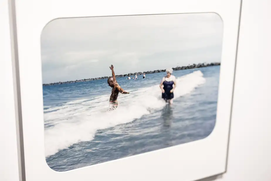 Image manquante, récit présent